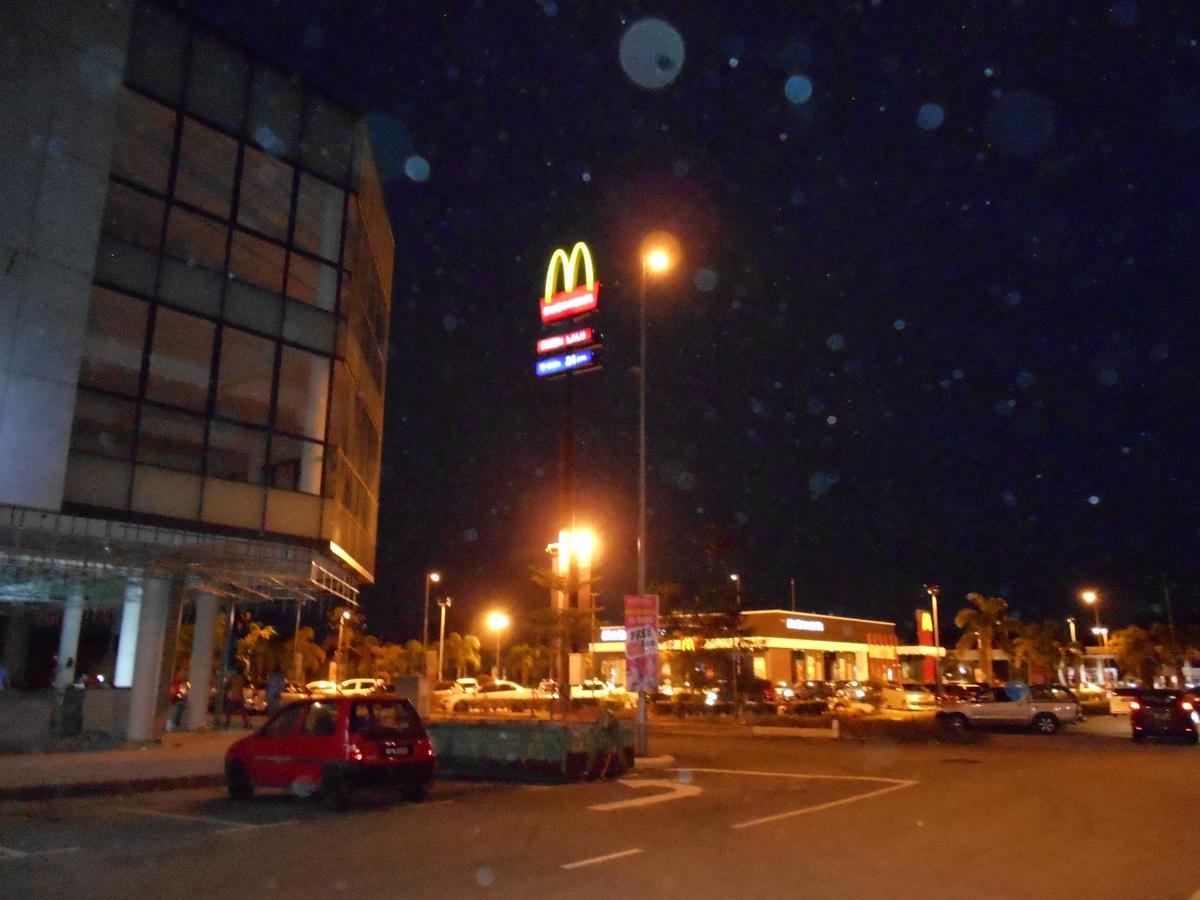 Hotel 126 Sepang Exterior photo